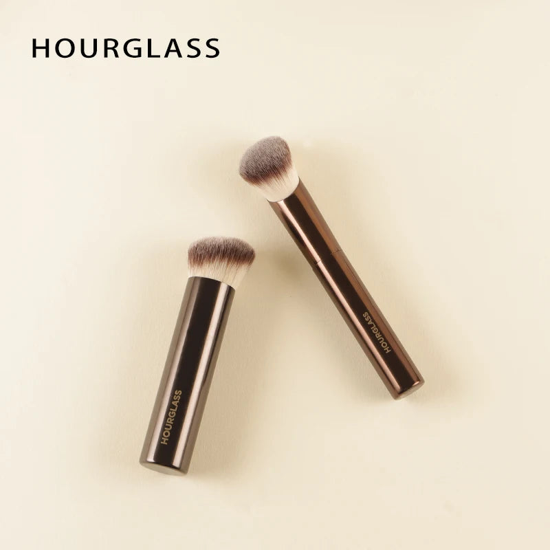 NoviaGlow Hourglass Makeup Brush – Professional Retractable Brush for Foundation, Powder, Blush, Bronzer, Eyeshadow & More