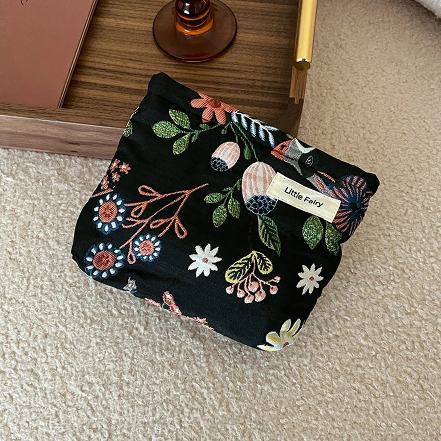 NoviaGlow Mini Cosmetic Pouch – Plant Print Storage Bag