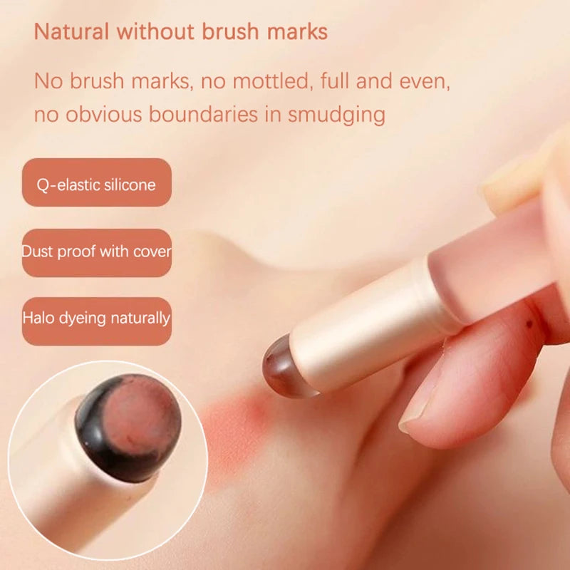 NoviaGlow Mini Silicone Lip Brush with Cover – Reusable Lipstick, Lip Gloss & Concealer Applicator for Smooth, Precise Makeup